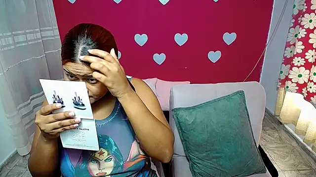 Snapshot of violeta_rous chatting on May 2026 03:23:02 PM violeta rous online show from May 2026 03:23:02 PM