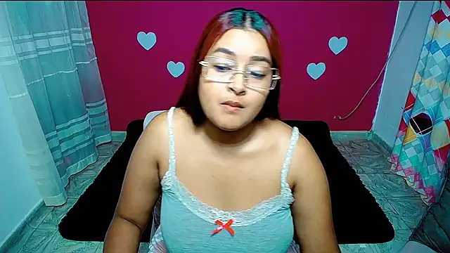 Snapshot of violeta_rous chatting on June 2026 03:18:02 AM violeta rous online show from June 2026 03:18:02 AM