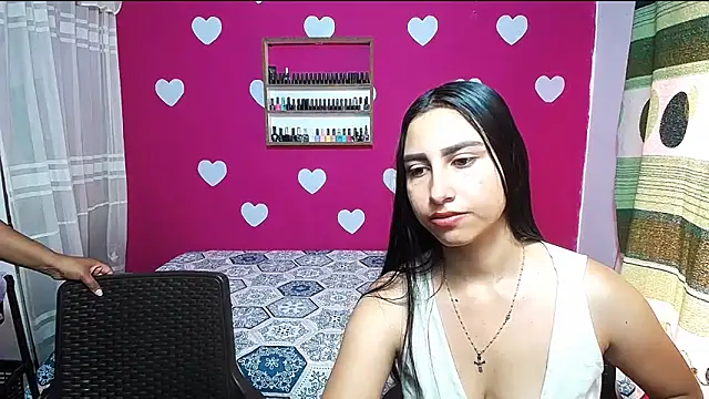 Snapshot of violeta_rous chatting on February 2026 03:34:02 PM violeta rous online show from February 2026 03:34:02 PM