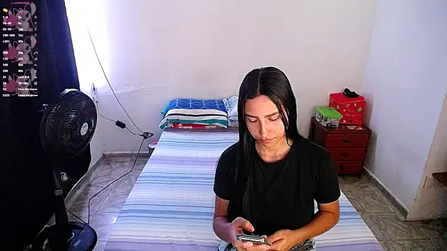 violeta rous online show from November 2025 06:33:02 PM