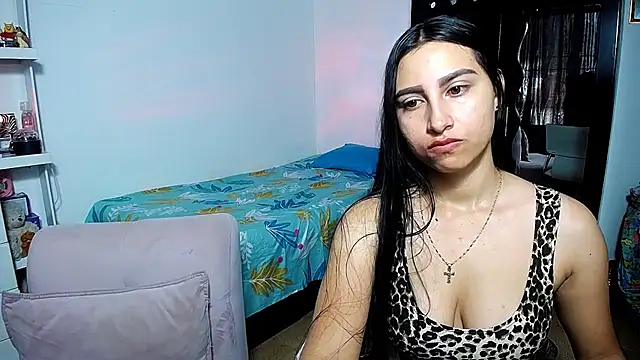 Snapshot of violeta_rous chatting on February 2026 03:19:01 PM violeta rous online show from February 2026 03:19:01 PM