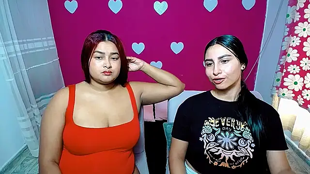Snapshot of violeta_rous chatting on May 2026 03:54:02 PM violeta rous online show from May 2026 03:54:02 PM