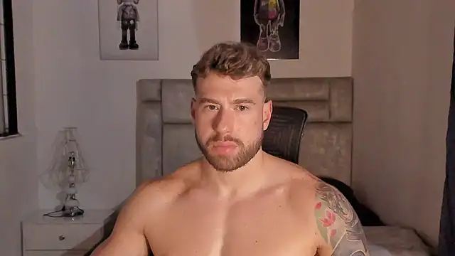 paul rogerr online show from December 2025 08:59:02 PM