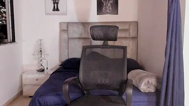 paul rogerr online show from November 2025 12:58:02 AM