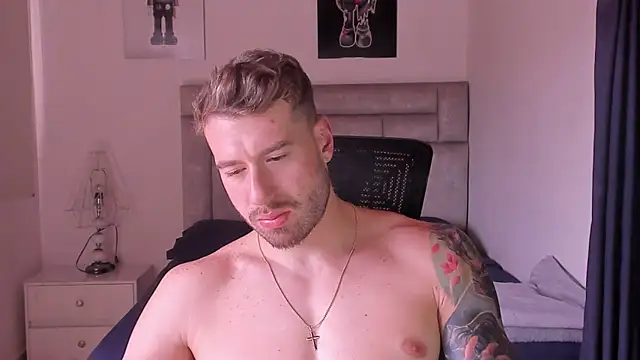 paul rogerr online show from November 2025 05:39:02 PM