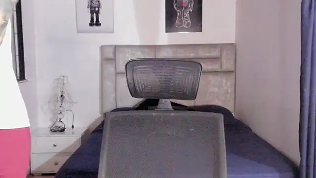 paul rogerr online show from November 2025 12:03:02 AM