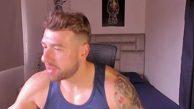 paul rogerr online show from December 2025 01:53:02 PM