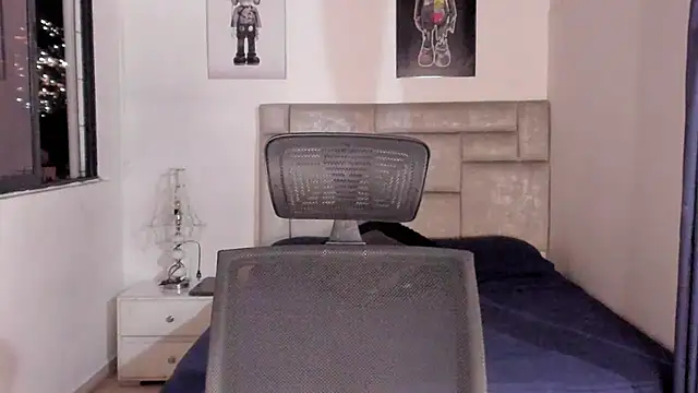 paul rogerr online show from October 2025 02:23:01 AM