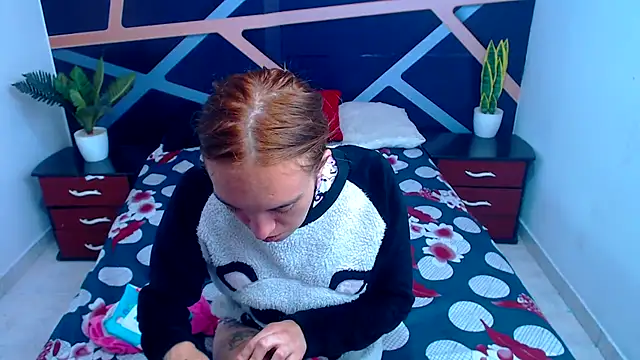 SofiaWet23 online show from September 2025 01:14:01 PM