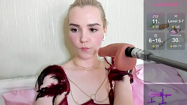 Kaya Devis online show from March 2025 07:41:01 AM