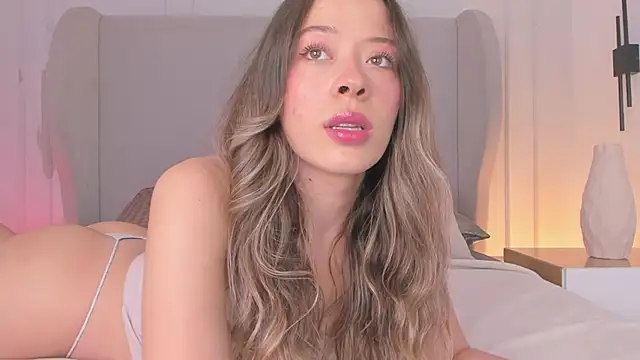 chloe d online show from November 2025 02:10:02 PM