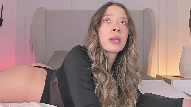 chloe d online show from November 2025 12:53:02 PM