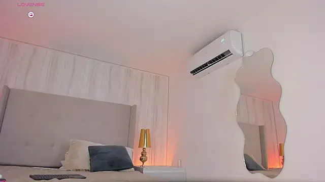 chloe d online show from March 2026 05:56:01 AM