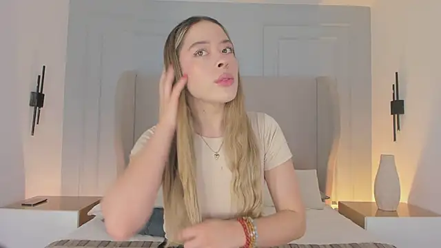 chloe d online show from April 2026 12:11:02 PM