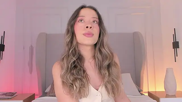 chloe d online show from October 2025 11:52:02 AM