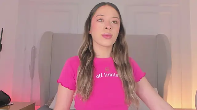 chloe d online show from December 2025 01:22:02 PM