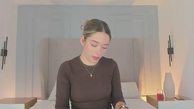 chloe d online show from March 2026 11:55:01 AM