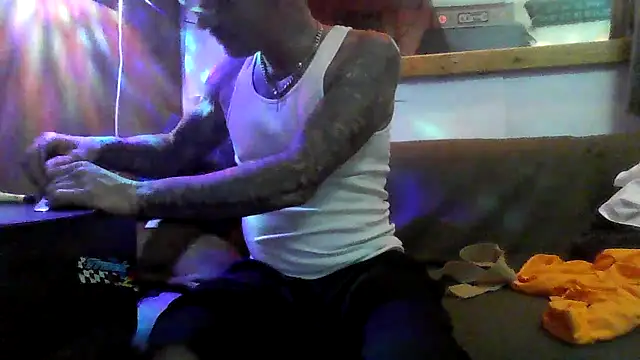 deepstroker42071 online show from April 2026 09:48:01 AM
