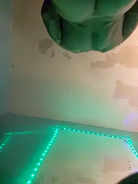 Snapshot of deepstroker42071 chatting on February 2025 01:10:02 PM deepstroker42071 online show from February 2025 01:10:02 PM