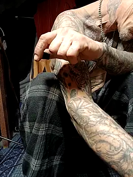 deepstroker42071 online show from February 2026 07:06:02 AM