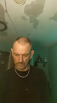 Snapshot of deepstroker42071 chatting on January 2025 02:01:01 AM deepstroker42071 online show from January 2025 02:01:01 AM