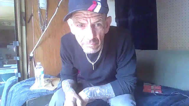 deepstroker42071 online show from April 2026 08:21:01 PM