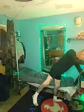 Snapshot of deepstroker42071 chatting on January 2025 09:26:02 PM deepstroker42071 online show from January 2025 09:26:02 PM