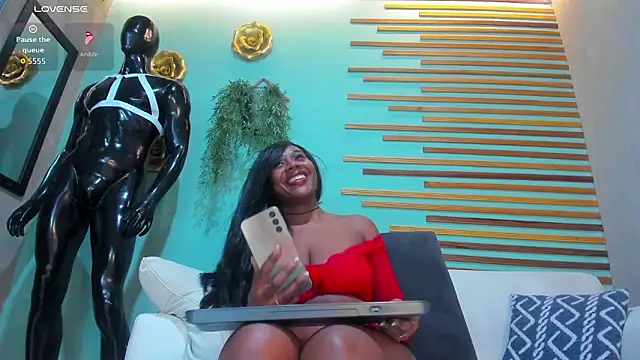 sofiaa ebony online show from February 2026 07:15:01 PM
