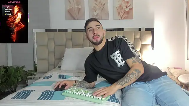 Vanessa and liam online show from January 2026 02:59:01 AM