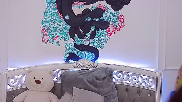 CrissyTaylor online show from November 2025 03:51:04 AM