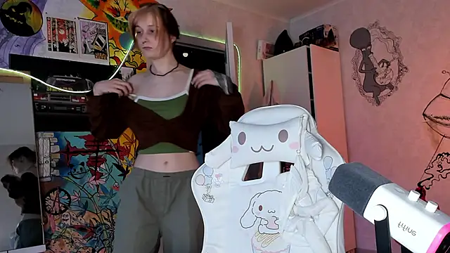 Sunny Mouse  online show from February 2025 01:55:01 PM