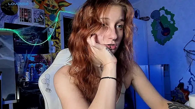 Sunny Mouse  online show from October 2025 03:55:01 PM