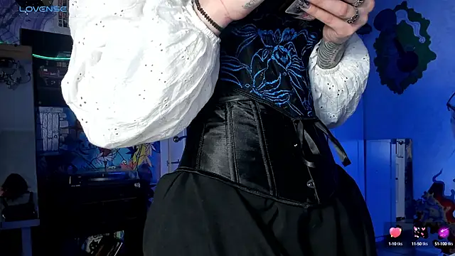 Sunny Mouse  online show from October 2025 05:03:01 PM