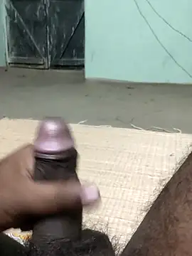 SILENT FUCKER 01 online show from October 2025 05:37:02 PM