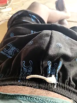 SILENT FUCKER 01 online show from March 2026 11:02:01 AM