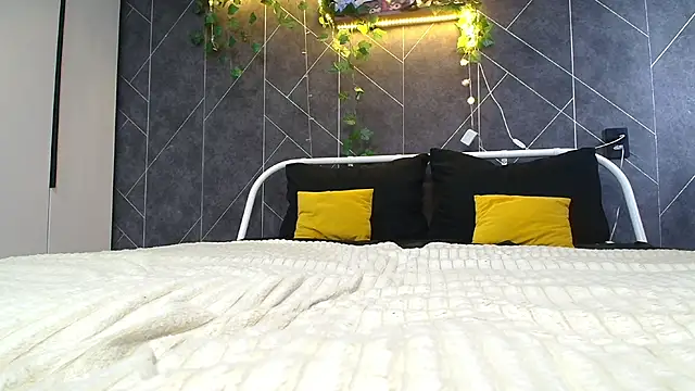 KathrineBerry online show from May 2026 05:39:02 AM