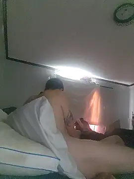 Bi curious86 online show from April 2026 08:25:02 PM