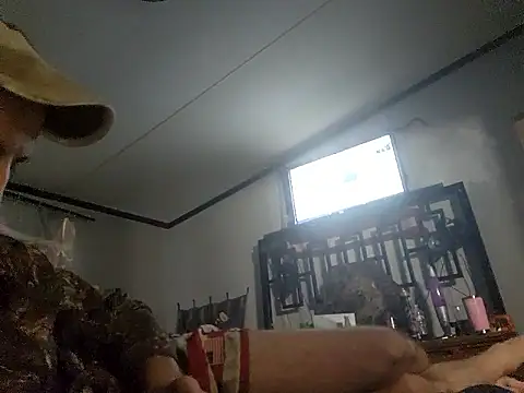 Bi curious86 online show from February 2026 03:20:01 PM