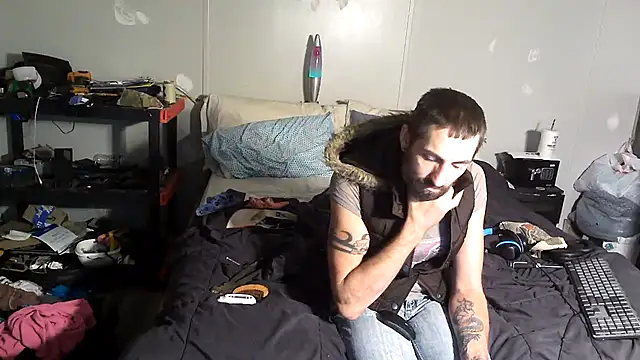 Bi curious86 online show from November 2025 04:50:02 AM