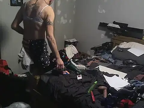 Bi curious86 online show from February 2026 03:26:01 AM