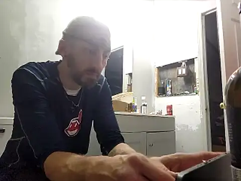 Bi curious86 online show from February 2026 03:35:02 AM