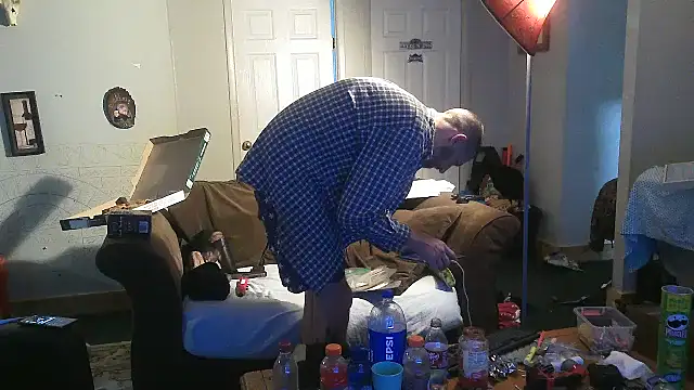 Bi curious86 online show from February 2026 07:55:01 PM