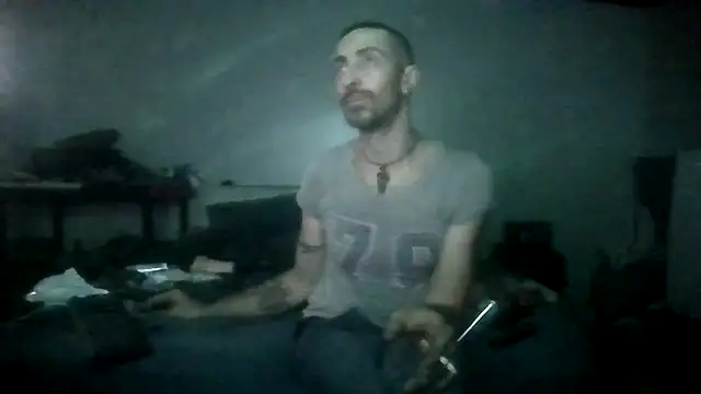 Snapshot of Bi_curious86 chatting on September 2025 01:23:01 AM Bi curious86 online show from September 2025 01:23:01 AM