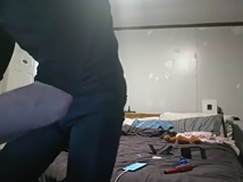 Bi curious86 online show from November 2025 09:59:02 PM