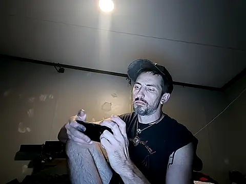 Bi curious86 online show from June 2026 03:33:01 AM