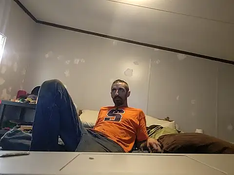 Snapshot of Bi_curious86 chatting on October 2025 01:07:02 AM Bi curious86 online show from October 2025 01:07:02 AM