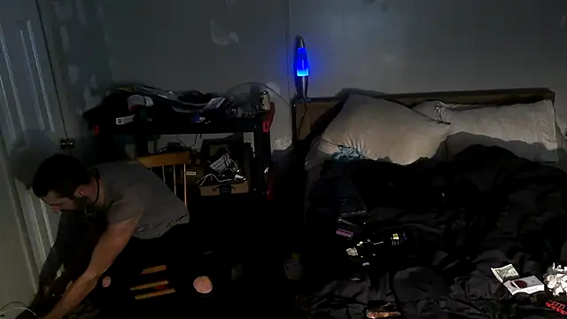 Bi curious86 online show from November 2025 02:37:02 AM