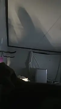 Bi curious86 online show from November 2025 04:49:01 AM