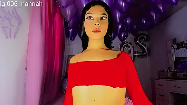 Snapshot of Hannahsmit chatting on October 2025 10:41:02 PM Hannahsmit online show from October 2025 10:41:02 PM