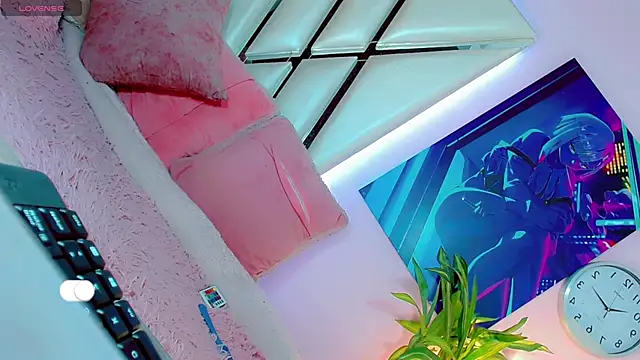 Hannahsmit online show from January 2025 01:35:01 AM